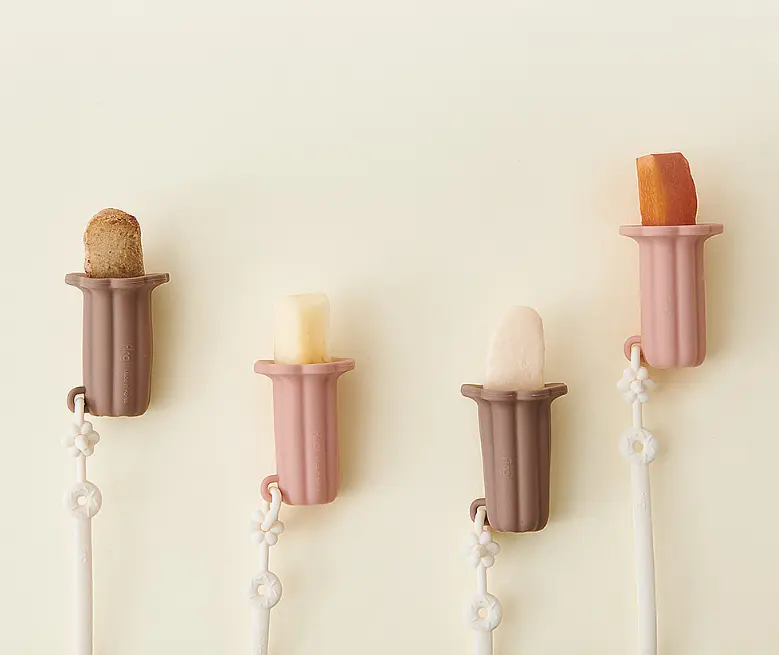 Dụng cụ tay cầm để bánh gặm nướu silicone platinum Firgi Hàn Quốc (không kèm bánh)